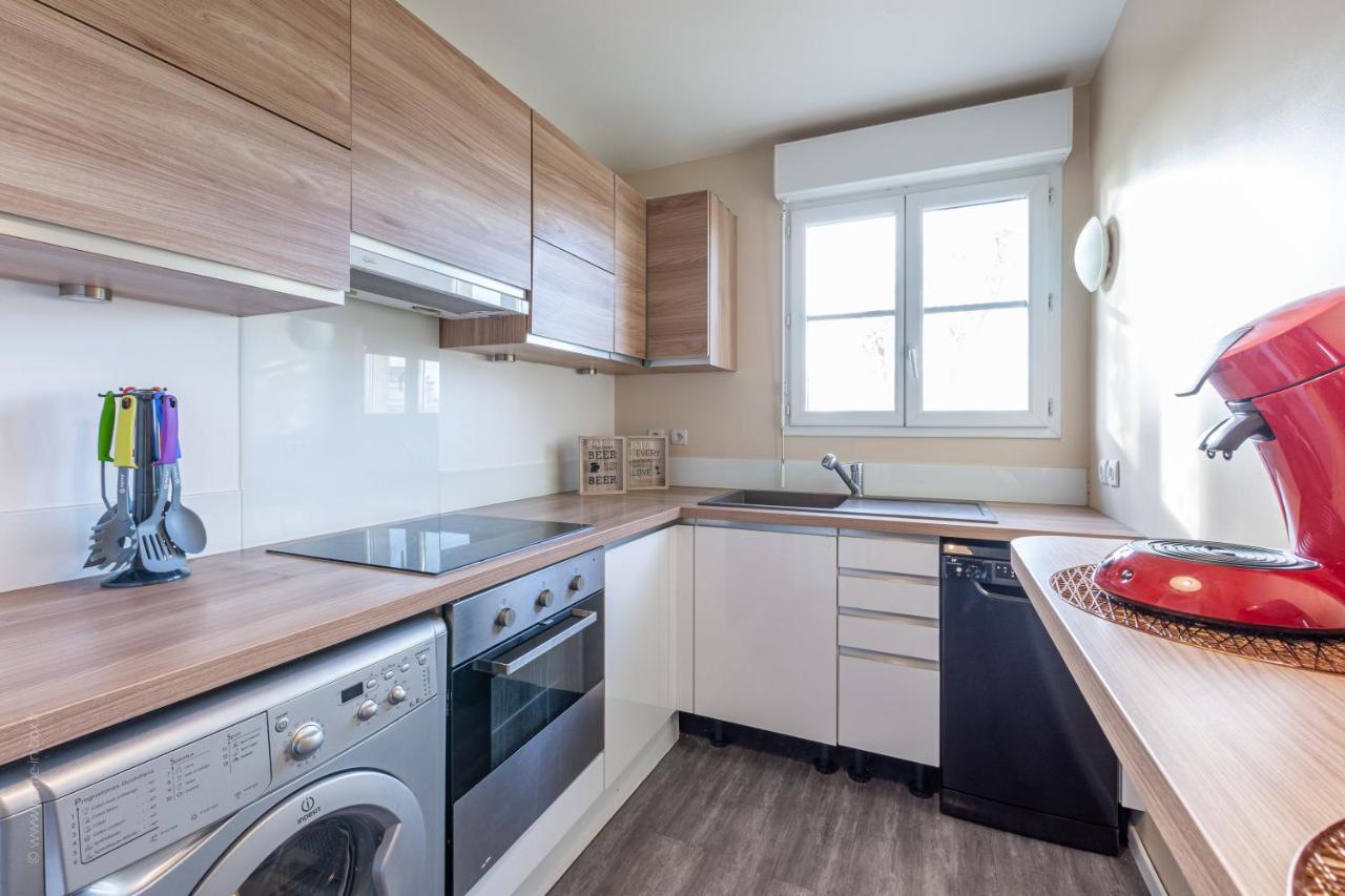 Luxe Flat For 7 - Fairytale Factory Apartment Bussy-Saint-Georges Bagian luar foto
