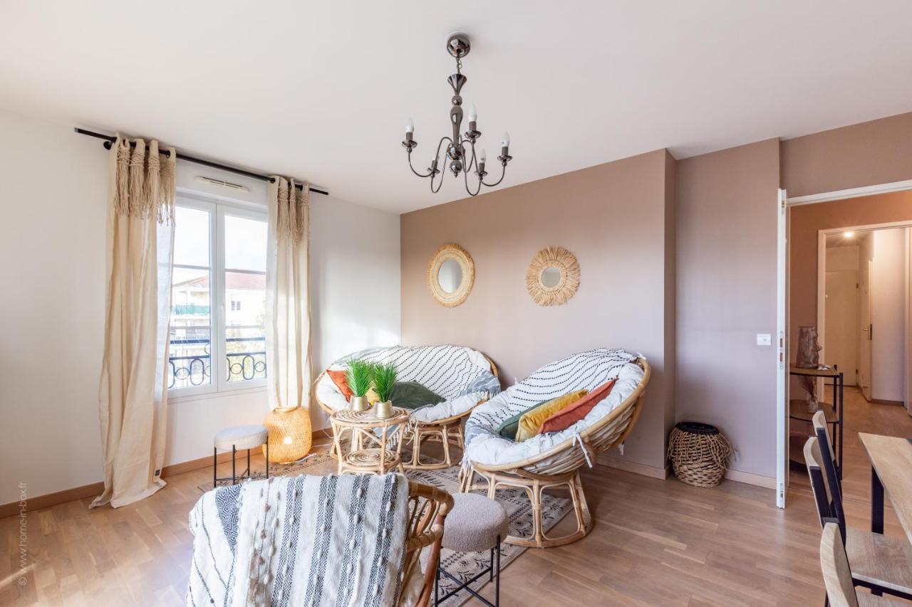 Luxe Flat For 7 - Fairytale Factory Apartment Bussy-Saint-Georges Bagian luar foto
