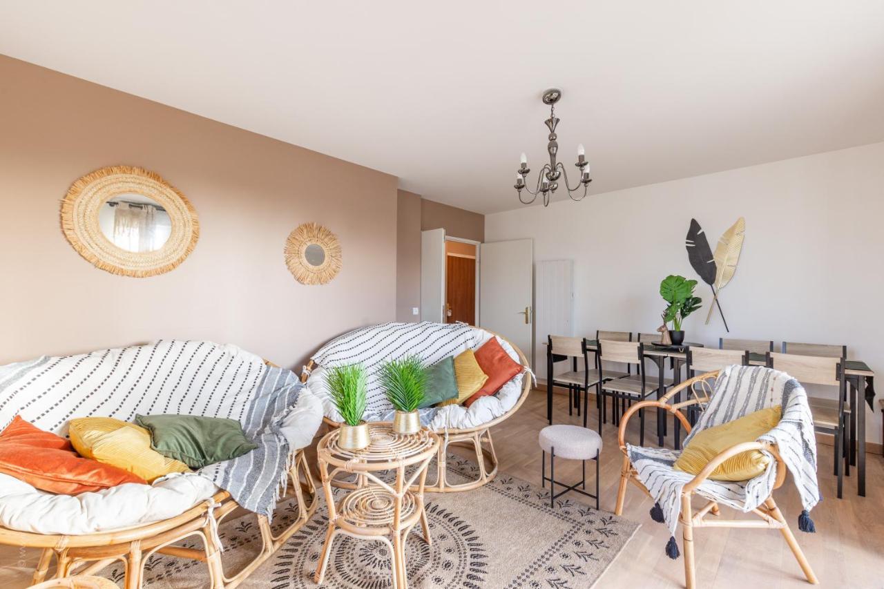 Luxe Flat For 7 - Fairytale Factory Apartment Bussy-Saint-Georges Bagian luar foto